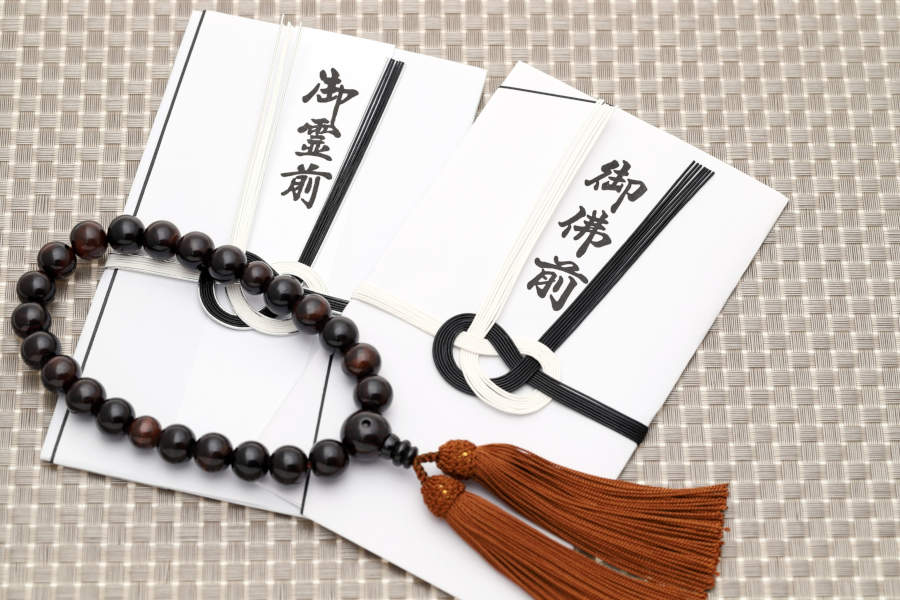 表書きとは？葬儀・法要など仏事の香典袋（不祝儀袋）と表書きの種類